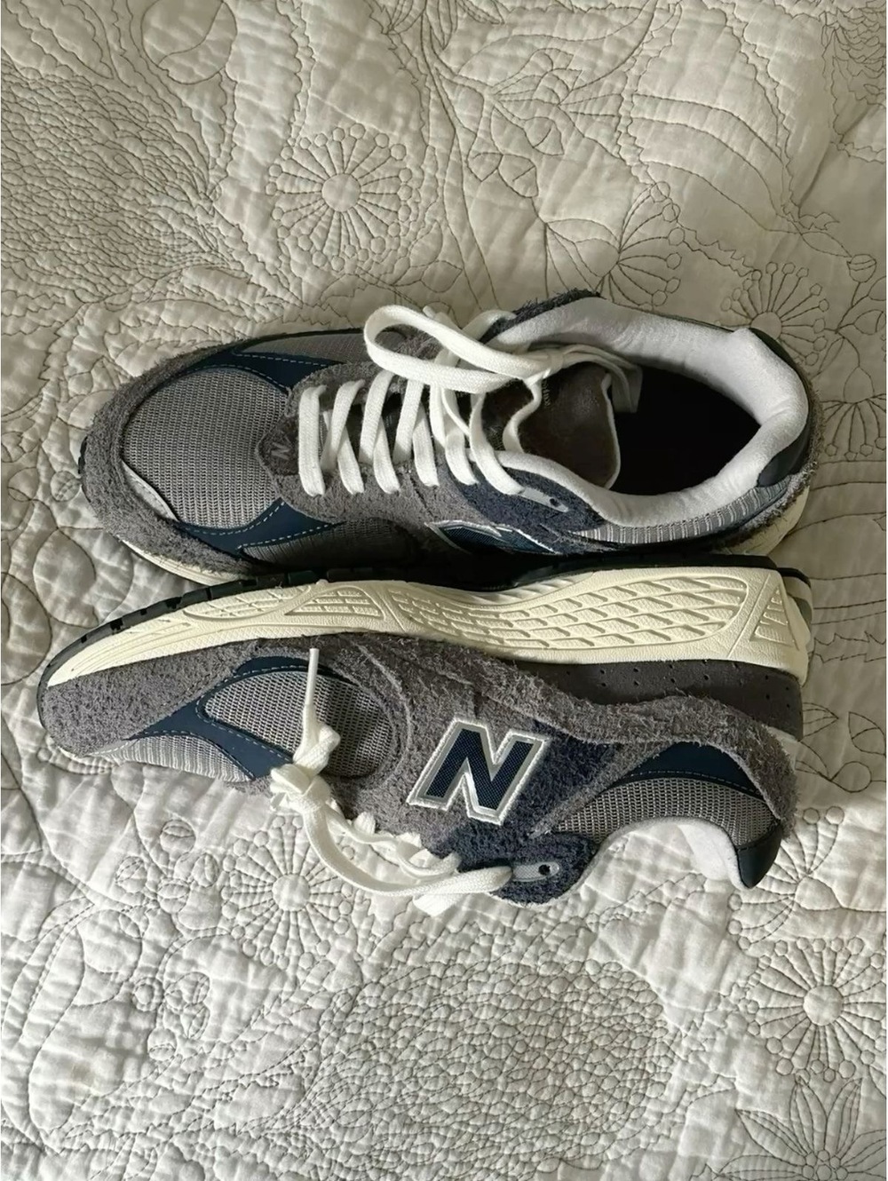 New Balance 2002R  Navy/Grey